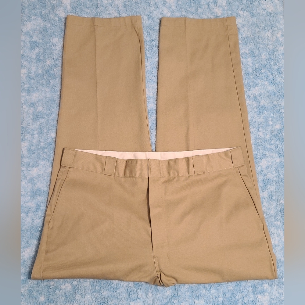 Men's Dickies Khaki Pants, 40x32, Like New, Flat Front, Thick Heavy Material #2